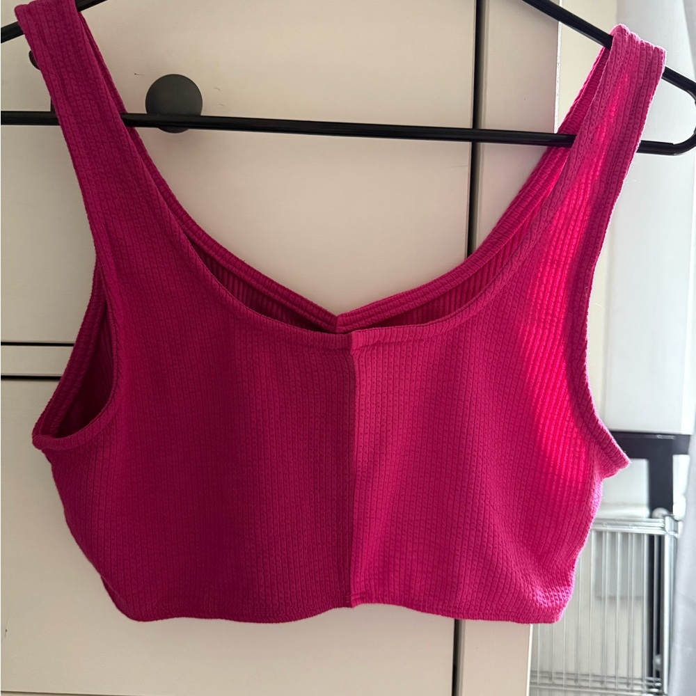 Two Tone Pink Ribbed Crop Top - Picture 2 of 3